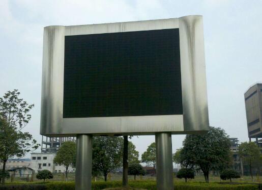 led顯示屏廣告車 戶外LED顯示屏日常維護(hù)不可不知的注意事項